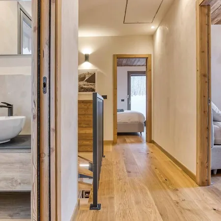 Luxurious Verney - 8 People