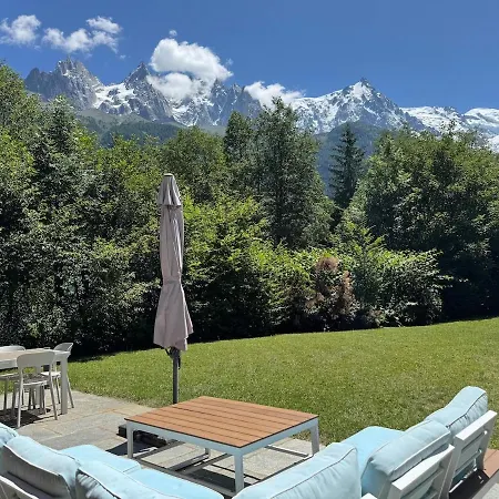 Luxurious Verney - 8 People