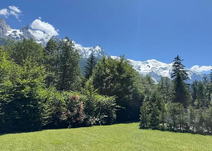 Luxurious Verney - 8 People Chalet